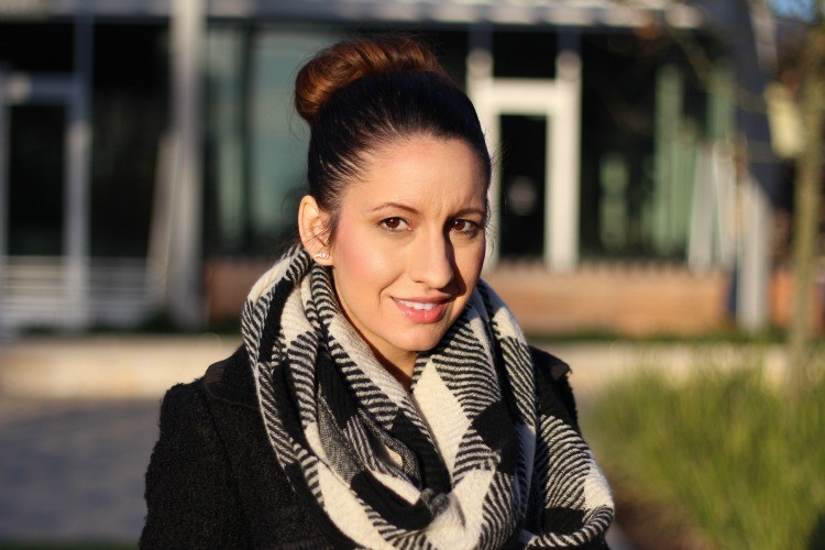 Winter makeup and an infinity scarf