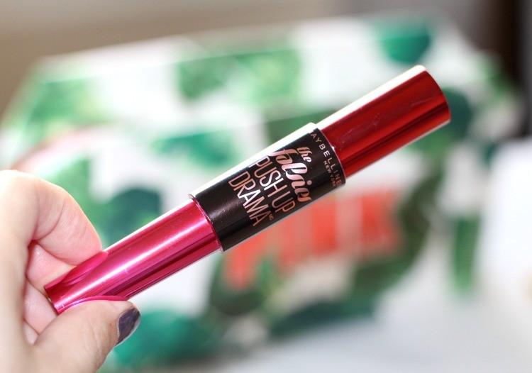 Pretty In Her Pearls Drugstore Mascara Review 