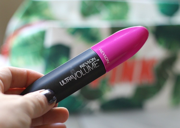 Pretty In Her Pearls Drugstore Mascara Review 