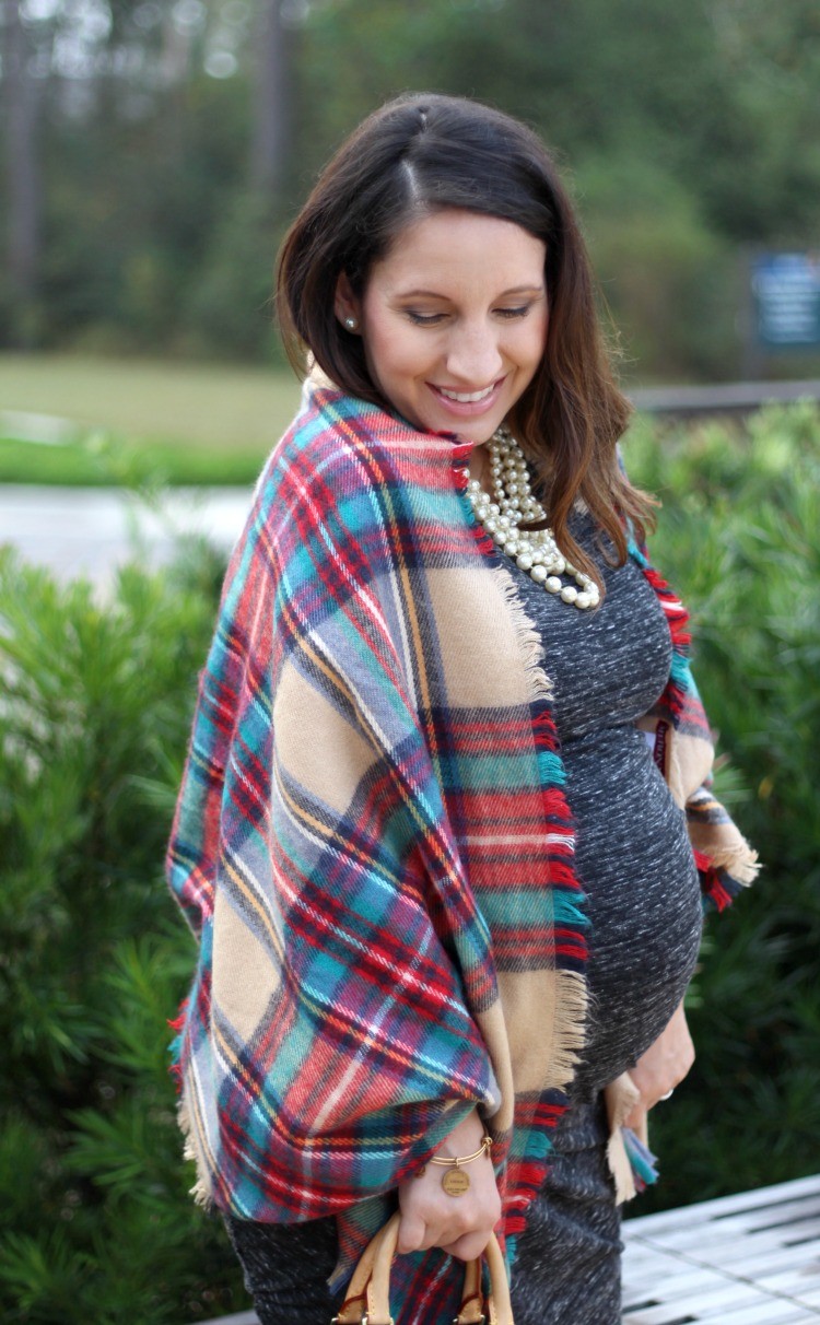petite-fashion-blog-pretty-in-her-pearls-houston-style-maternity-style-fall-style