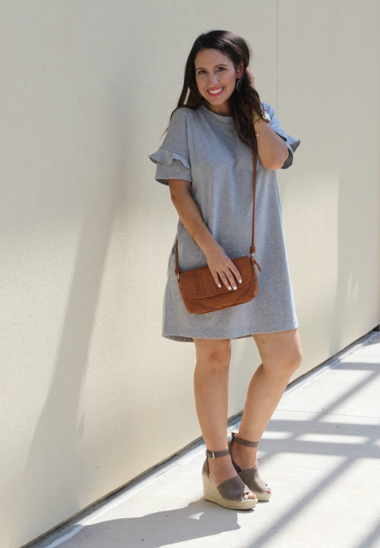 The perfect grey dress, Pretty In Her Pearls, Petite Blogger