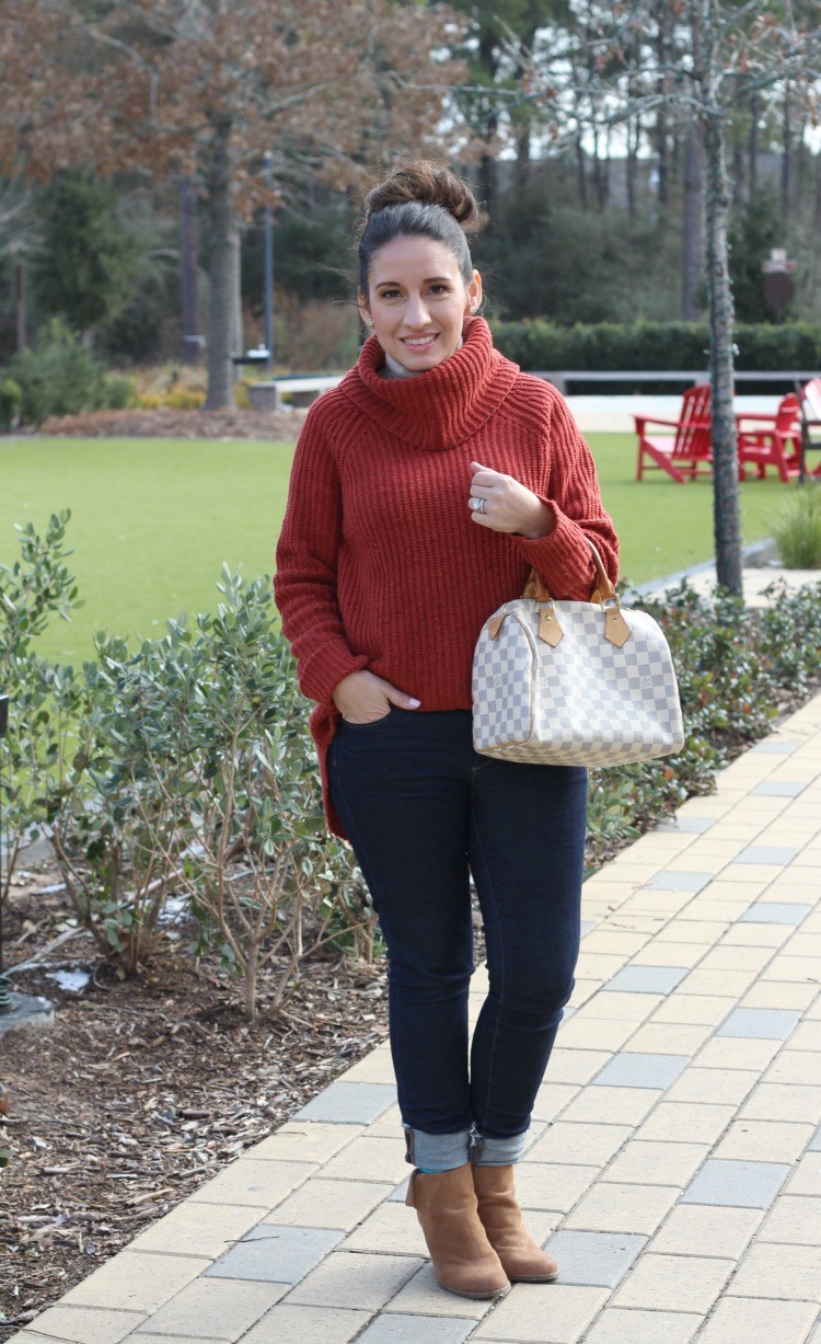 Turtleneck sweater, skinny jeans, and booties, Pretty In Her Pearls, Hosuton Blogger, Petite Blogger, Style Blogger