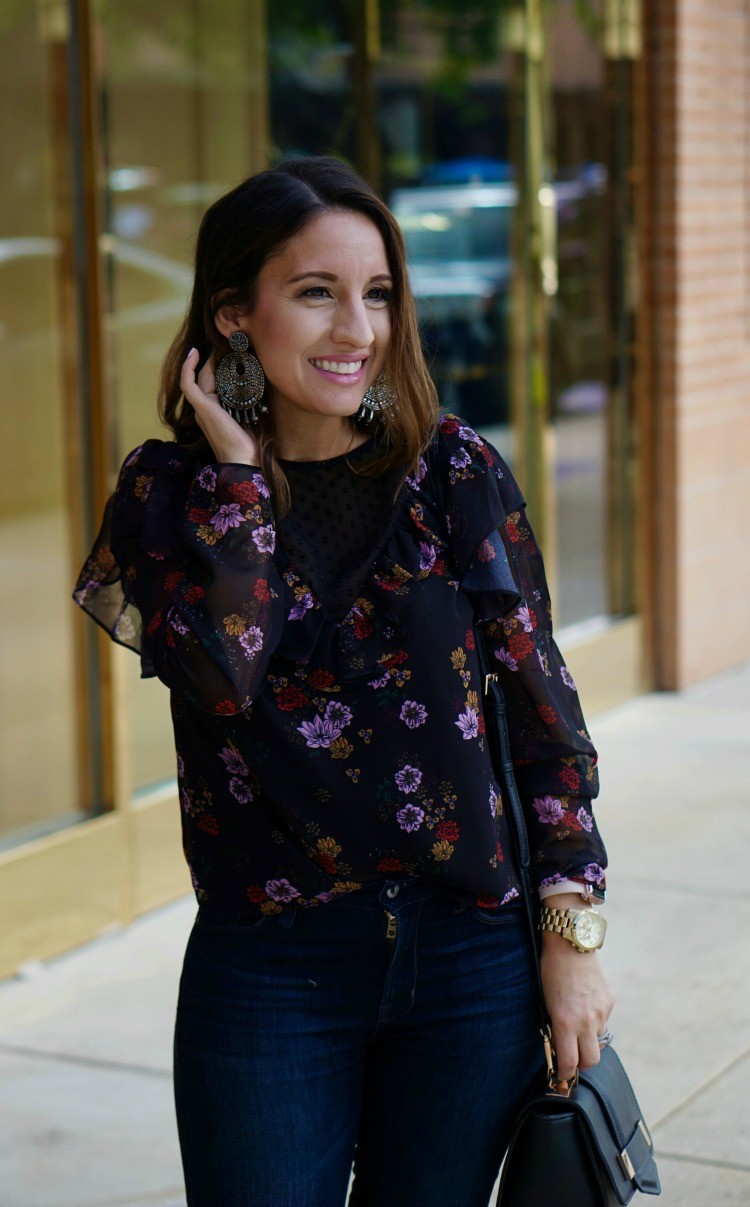 Floral Ruffle Top and skinny jeans, Fall Style,