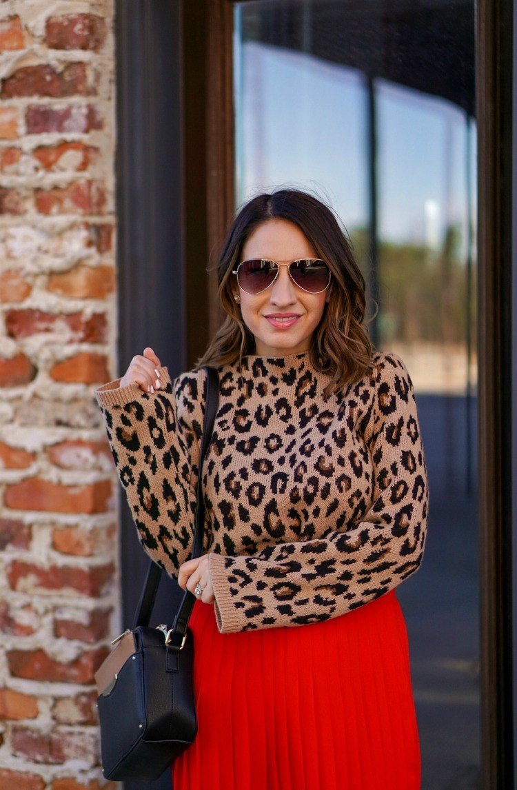 Ann Taylor Aviators and Classic Outfit