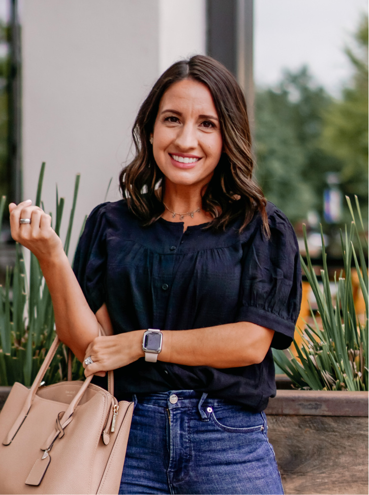 Dainty Necklaces and Cute FALL Outfit